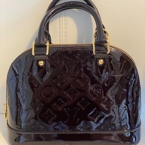 2017 Louis Vuitton vernis monogram Alma BB